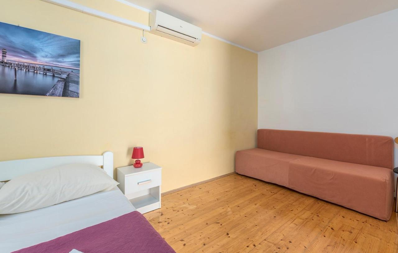 Apartments Stanko Фажана Екстер'єр фото