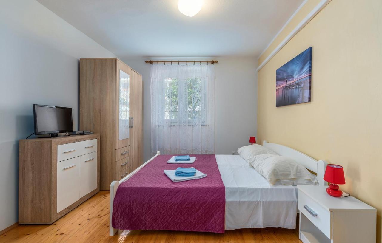 Apartments Stanko Фажана Екстер'єр фото