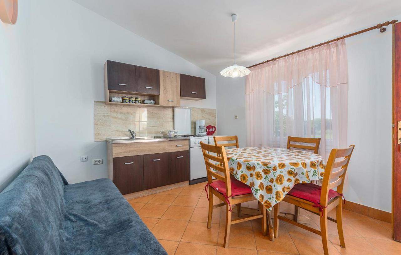Apartments Stanko Фажана Екстер'єр фото