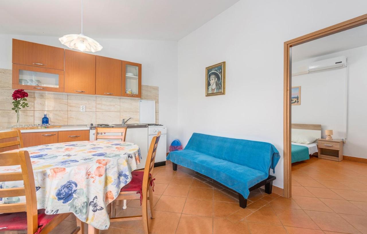 Apartments Stanko Фажана Екстер'єр фото