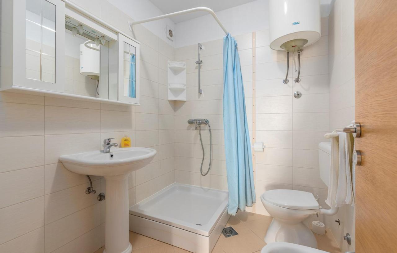 Apartments Stanko Фажана Екстер'єр фото