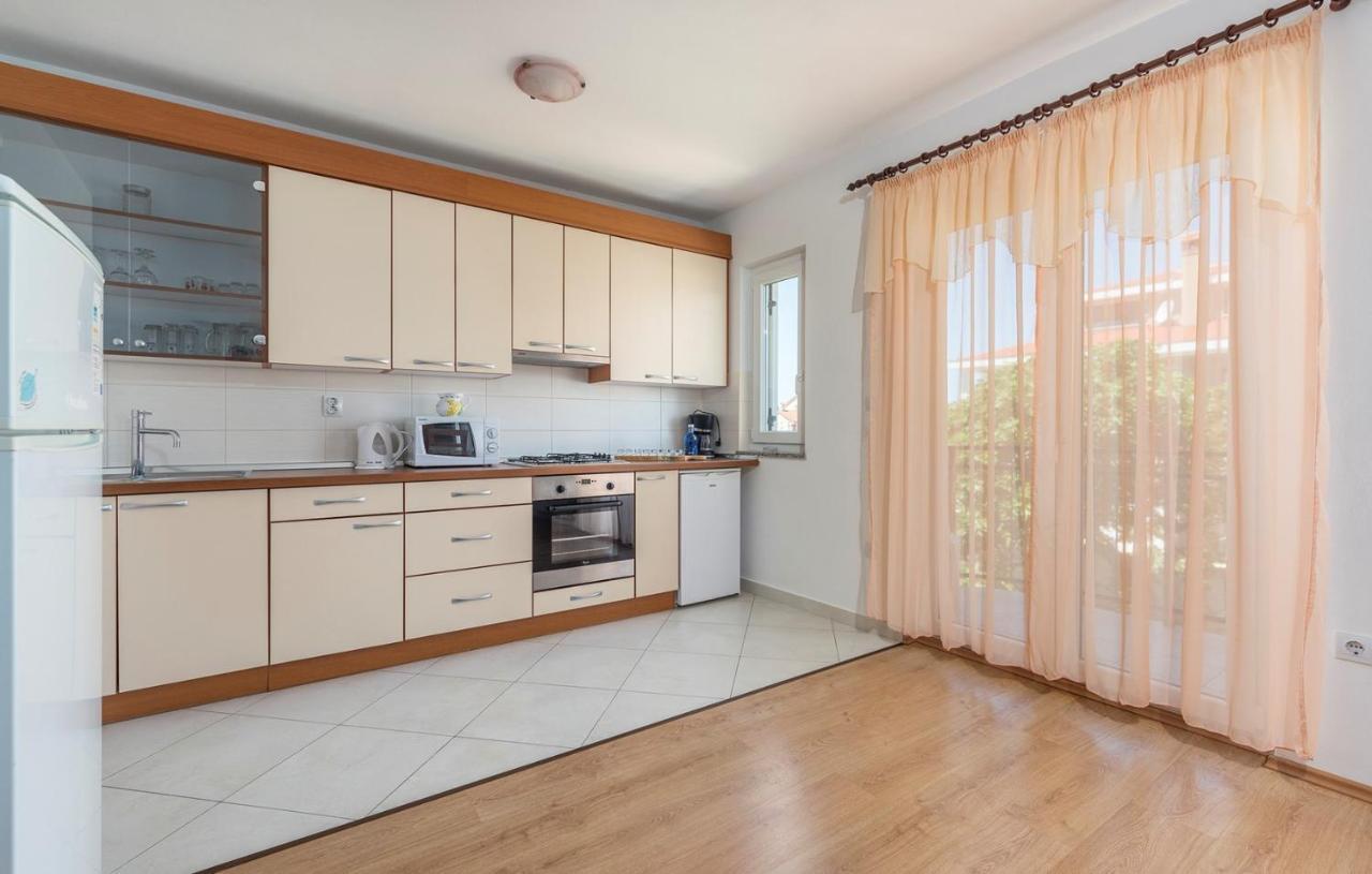 Apartments Stanko Фажана Екстер'єр фото