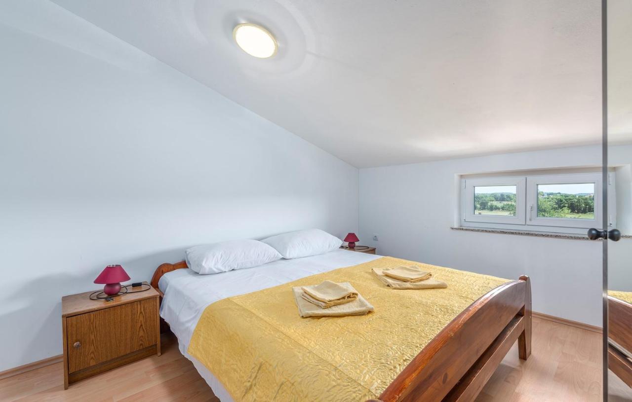 Apartments Stanko Фажана Екстер'єр фото
