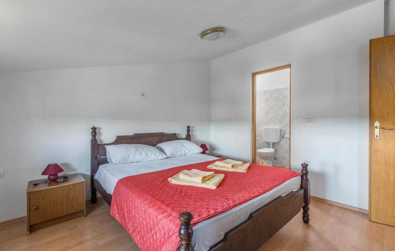 Apartments Stanko Фажана Екстер'єр фото